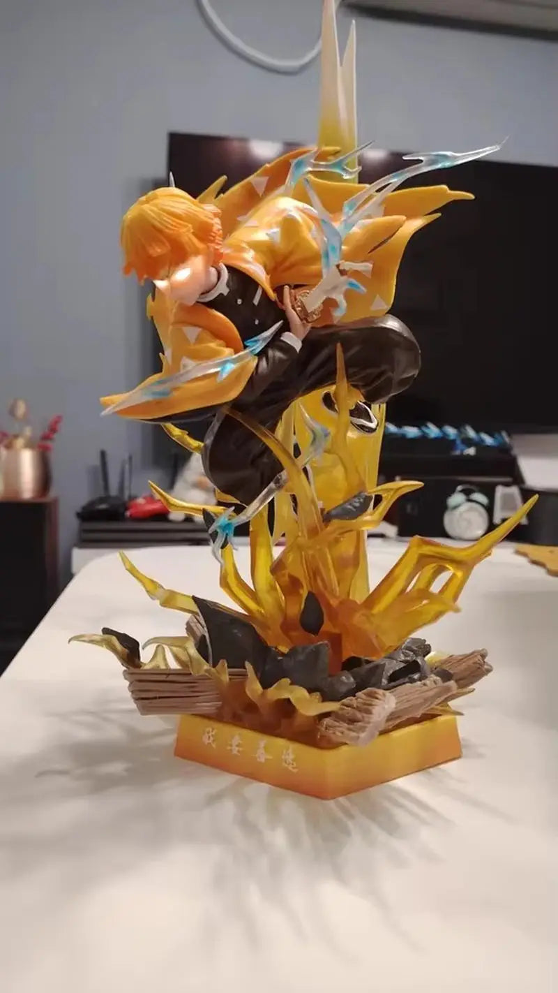 Figura Zenitsu Agatsuma - Kimetsu no Yaiba | Rayo del Trueno 35cm
