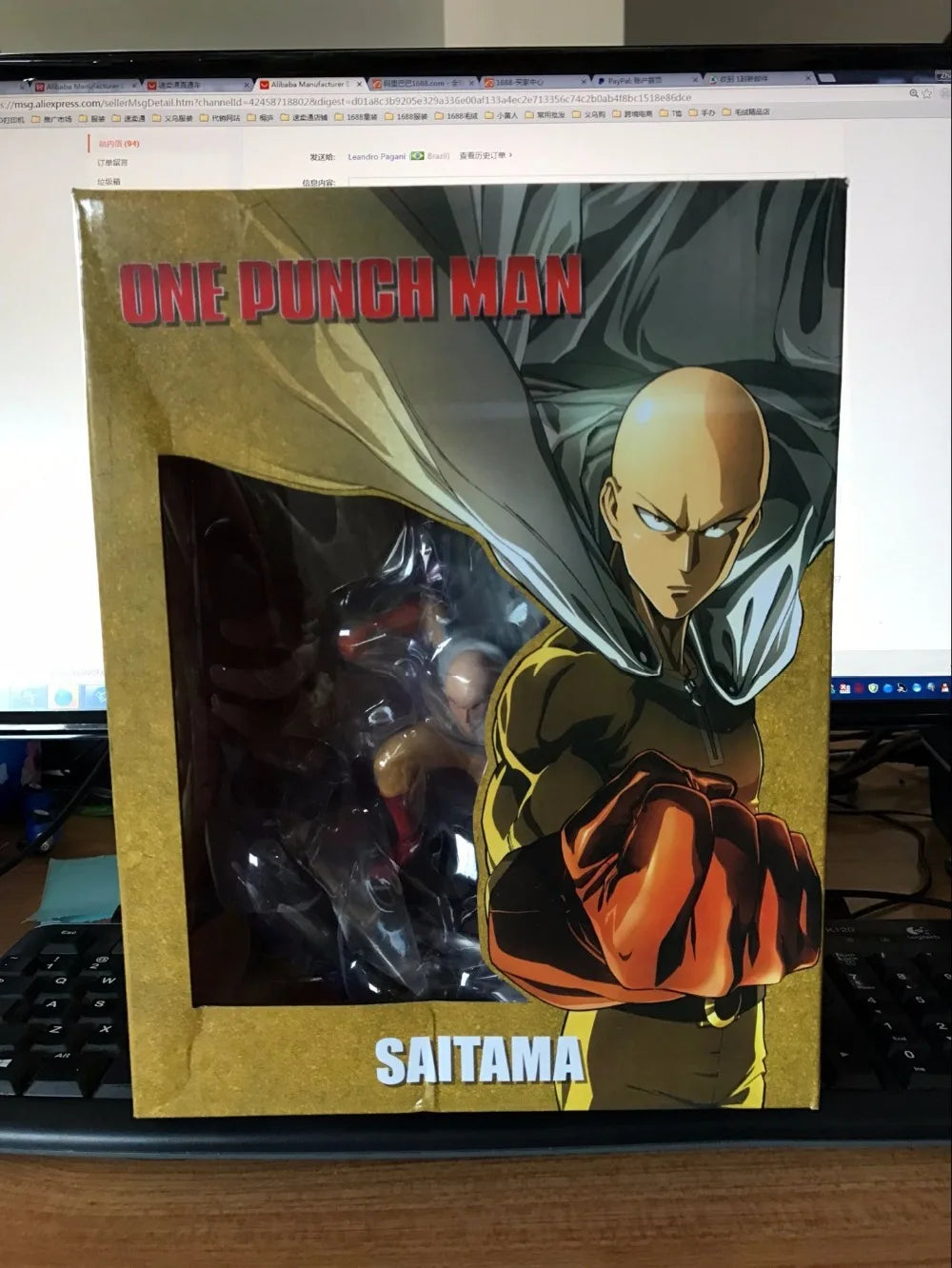 Figura Saitama - One Punch Man | 25cm