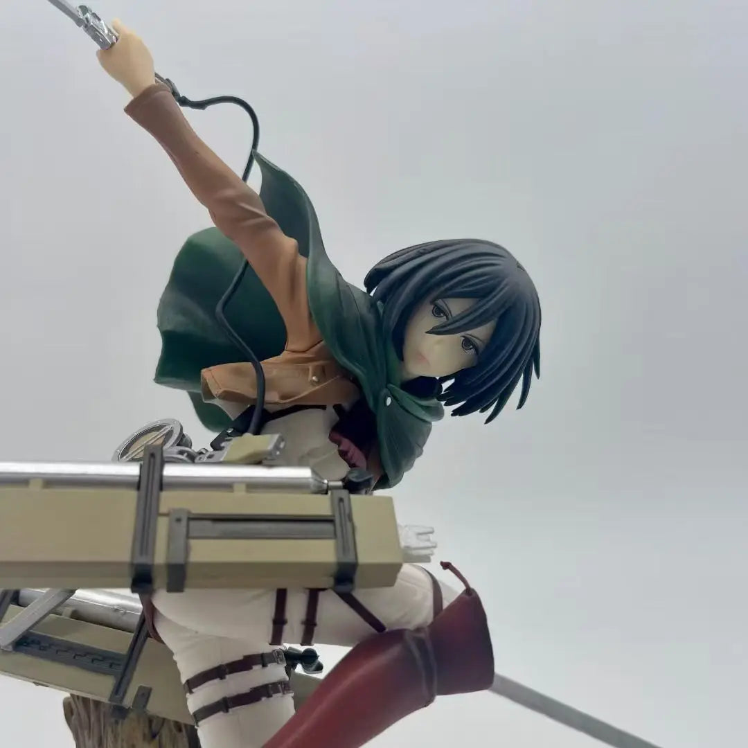 Figura Mikasa Ackerman - Ataque a los Titanes | 29cm