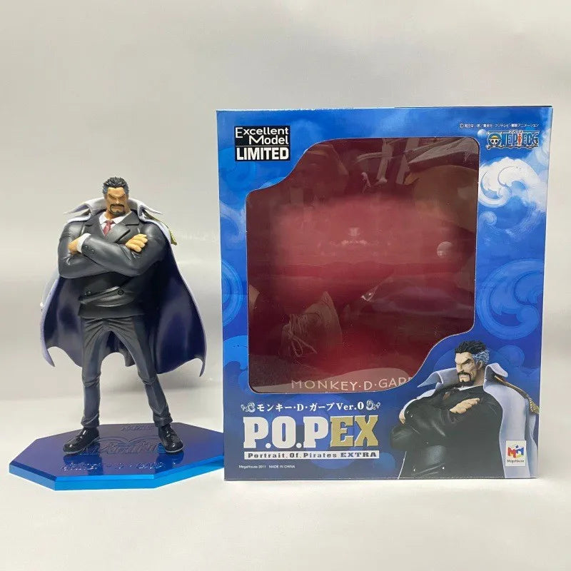 Figura Monkey D. Garp - One Piece | POP 3 Cabezas 26cm