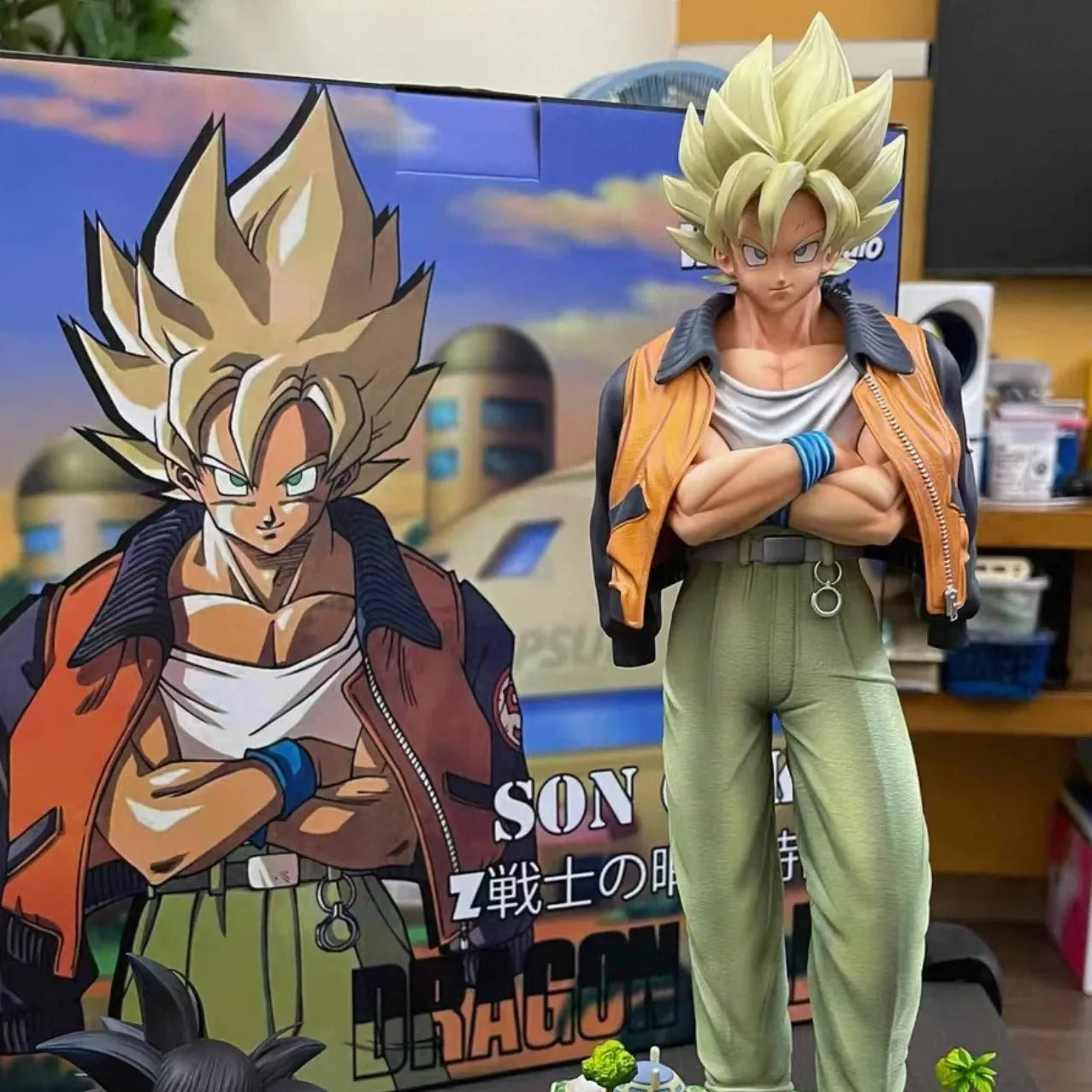 Figura Son Goku Super Saiyan - Dragon Ball | VF Studio 30cm