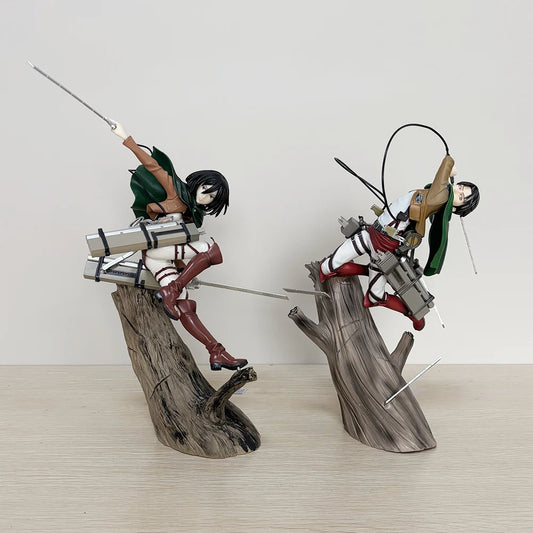 Figuras Levi y Mikasa Ackerman - Attack on Titan | Artfx J PVC