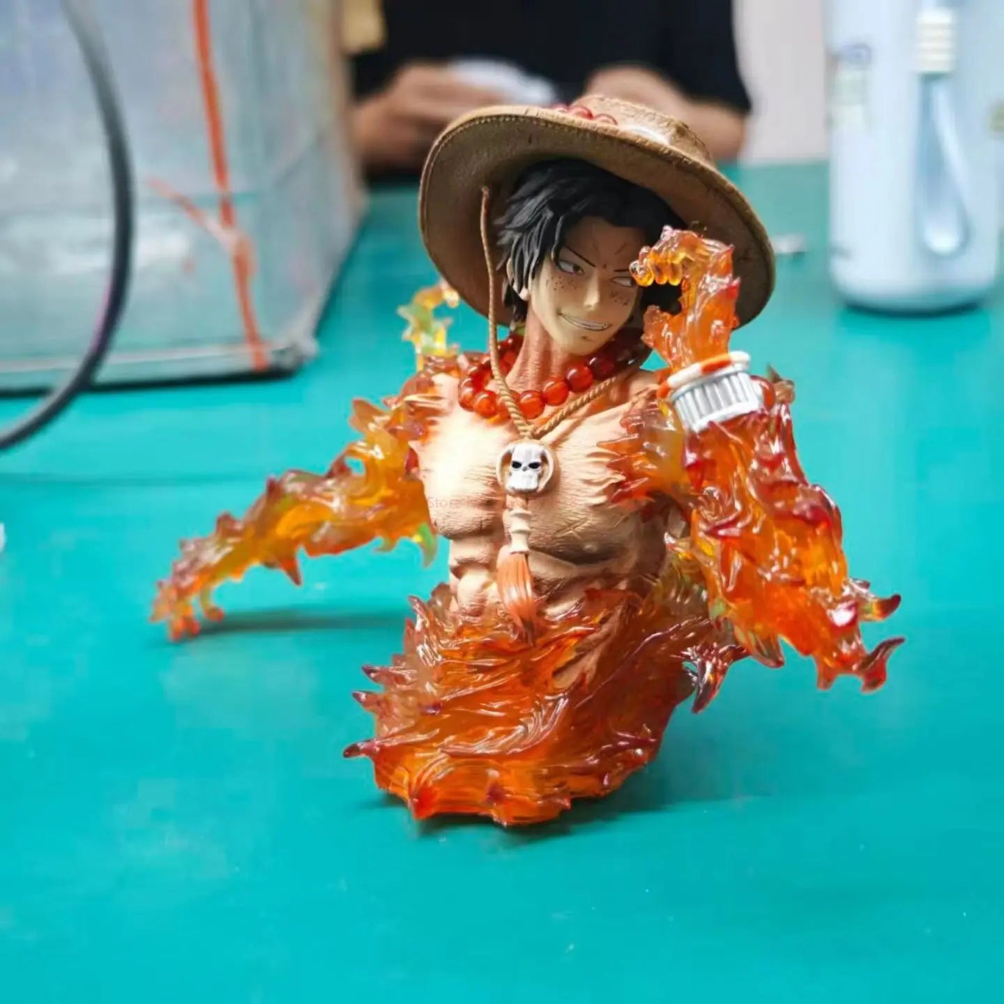 Figura Portgas D. Ace Luminosa - One Piece | Versión LED