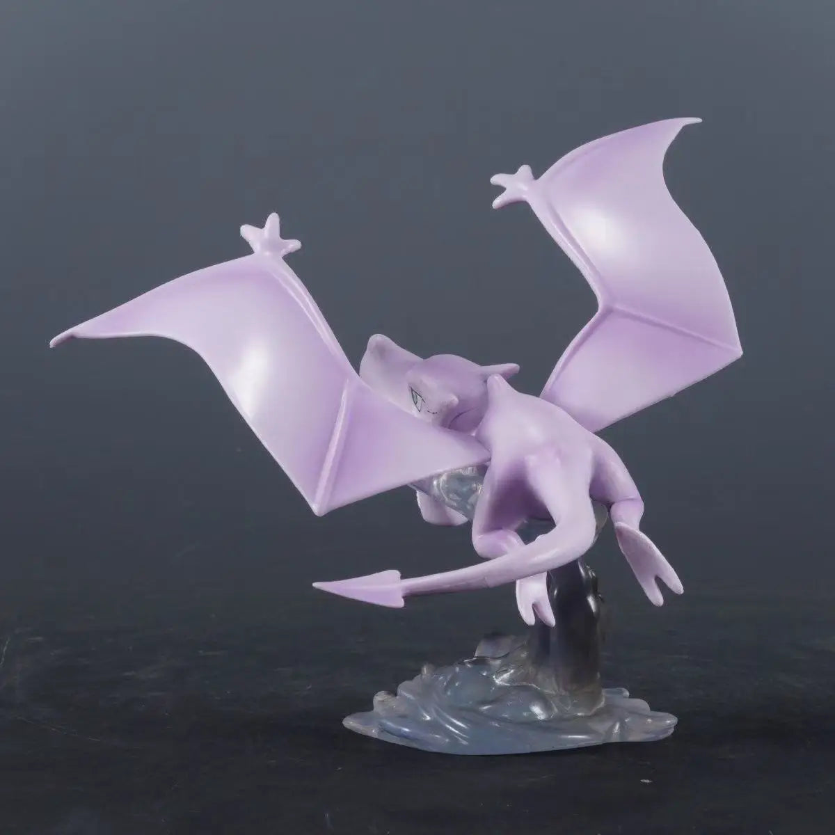 Figura Aerodactyl - Pokémon | PVC 13cm