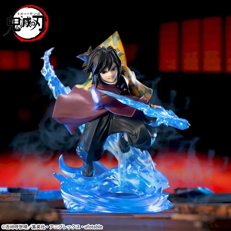 Figuras Tanjiro, Giyu y Akaza - Guardianes de la Noche | SEGA XrossLink 14cm