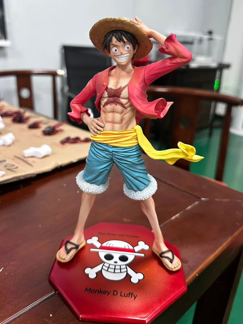 Figura Monkey D. Luffy - One Piece | Post Time Skip Sombrero de Paja 24cm