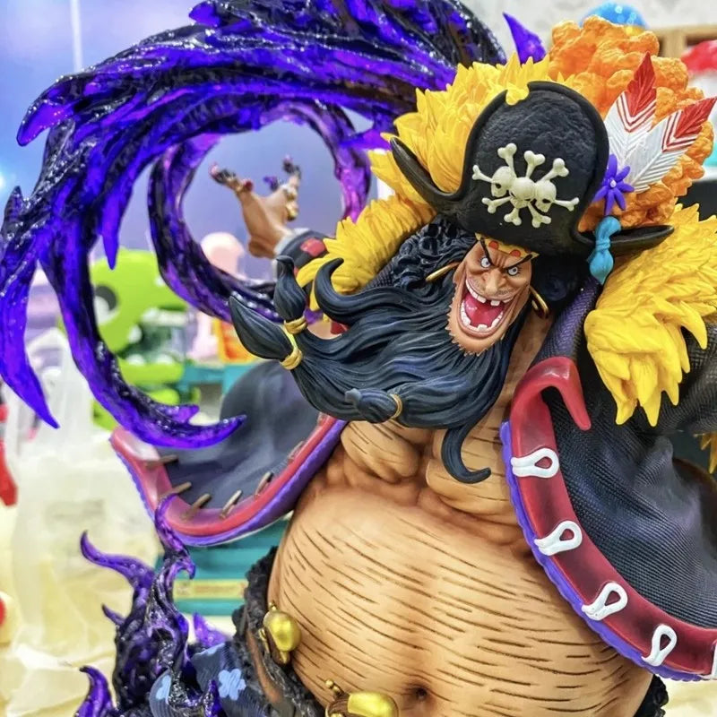 Figura Marshall D. Teach (Barbanegra) - One Piece | Estatua GK