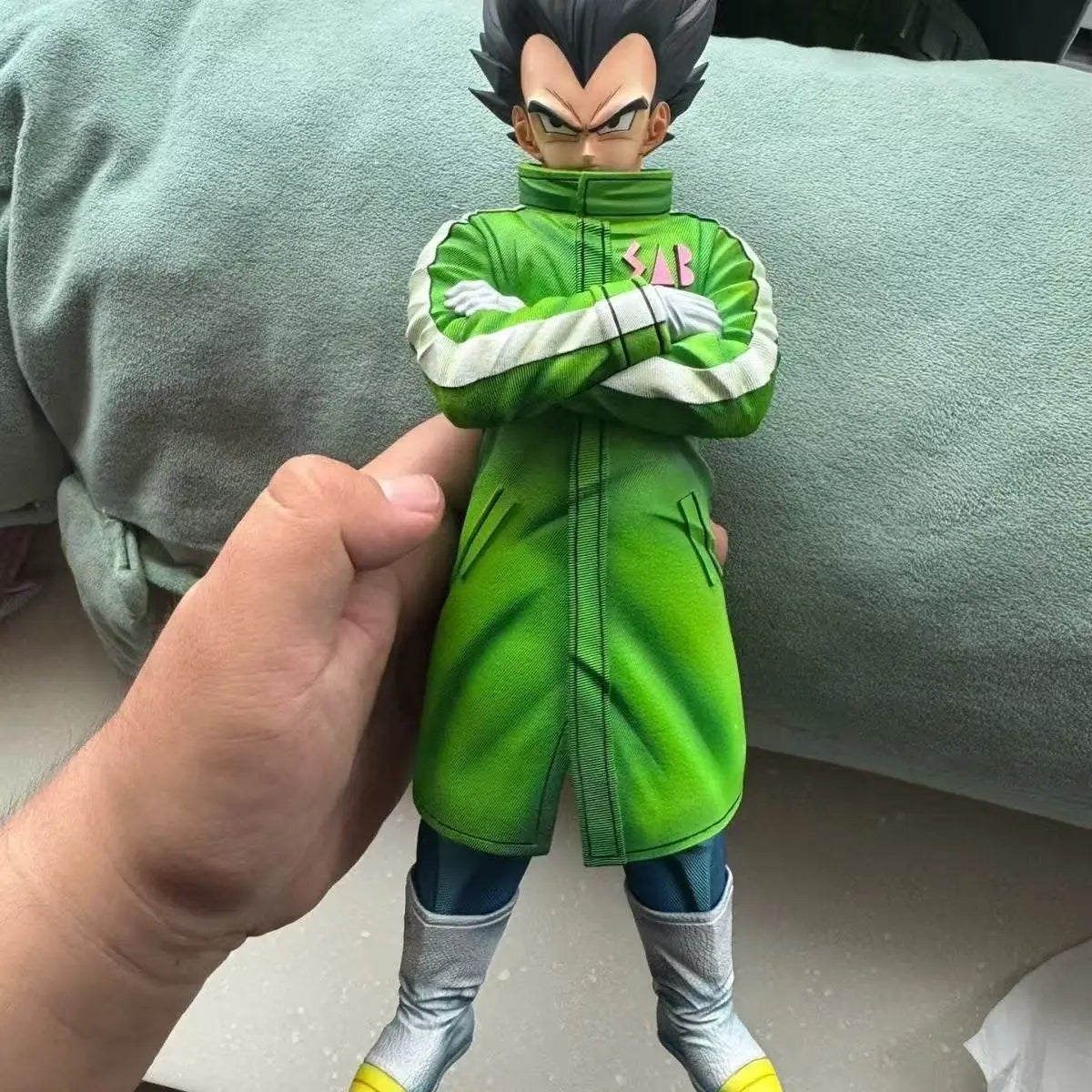 Figura Son Goku y Vegeta con traje de nieve - Dragon Ball Super | PVC 28-30cm