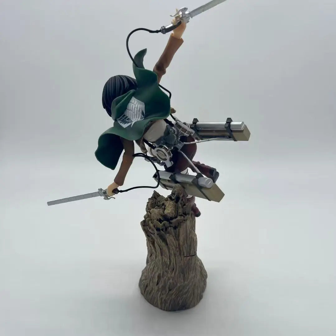 Figura Mikasa Ackerman - Ataque a los Titanes | 29cm