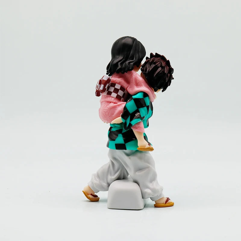Figura Tanjiro y Nezuko Kamado - Demon Slayer | 12,8 cm