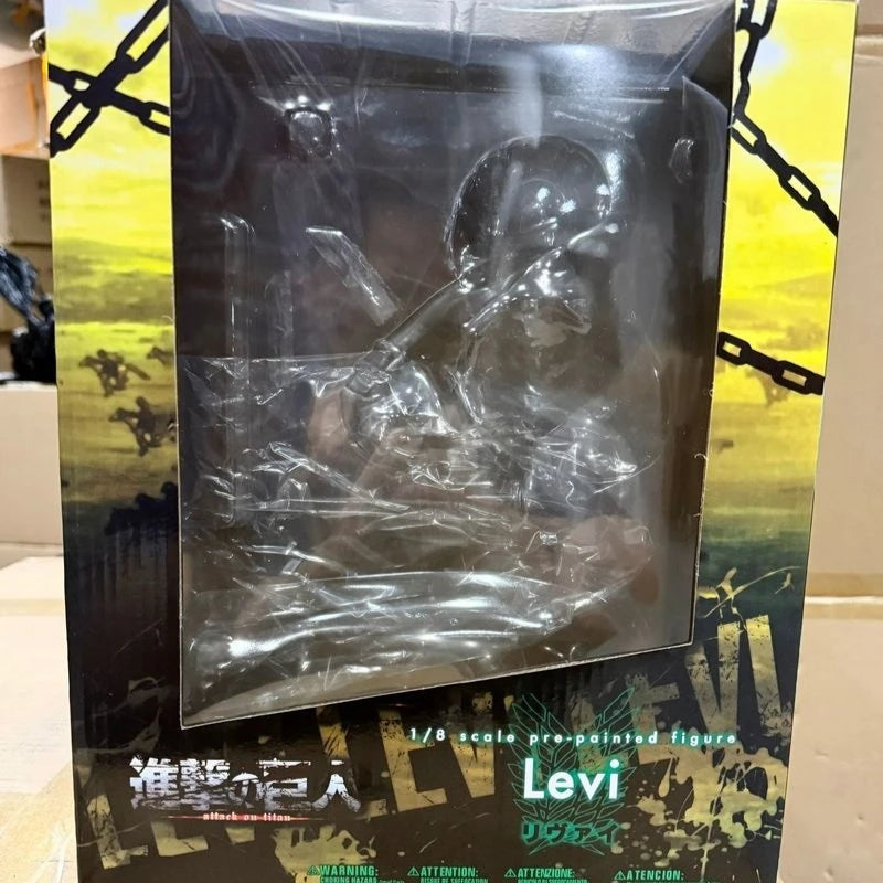 Figura Levi Ackerman - Attack on Titan | Levi Ackerman en pose de batalla con equipo de maniobras