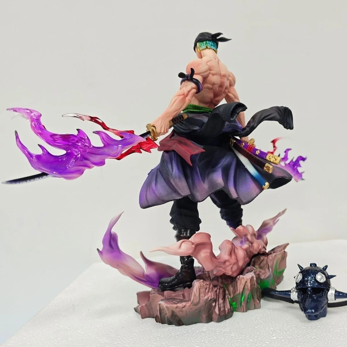 Figura Roronoa Zoro - One Piece | Estatua PVC 28cm