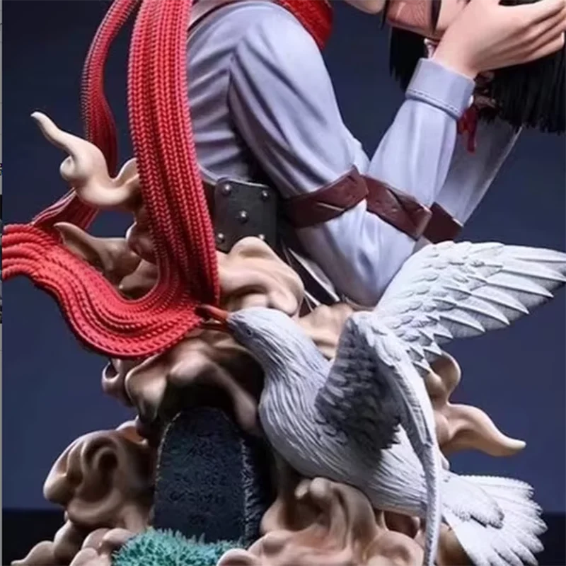 Figura Eren Jaeger y Mikasa Ackerman - Attack on Titan | Eren y Mikasa en escena del último beso 22cm