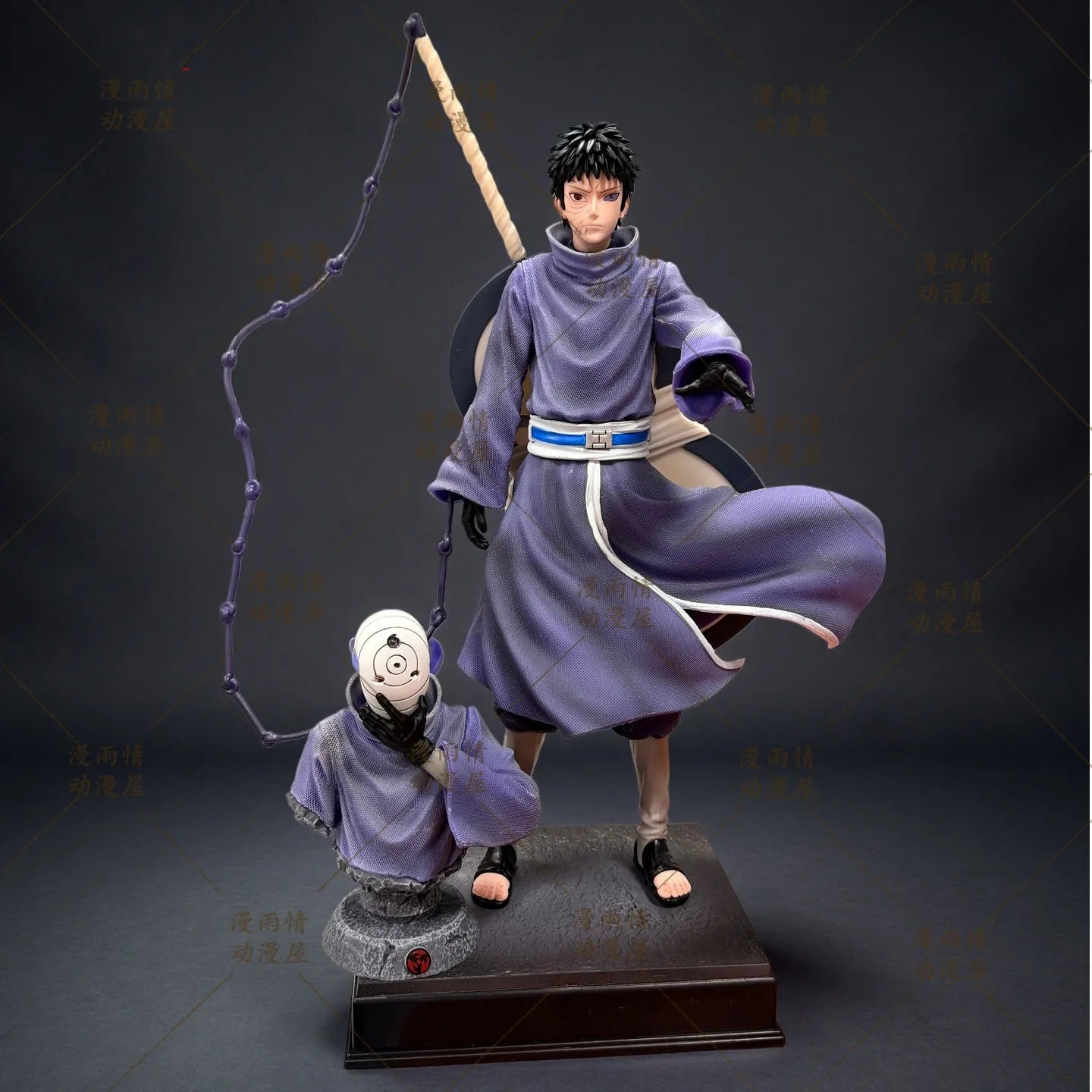 Figura Obito Uchiha (versión adulta) - Naruto Shippuden | 36 cm