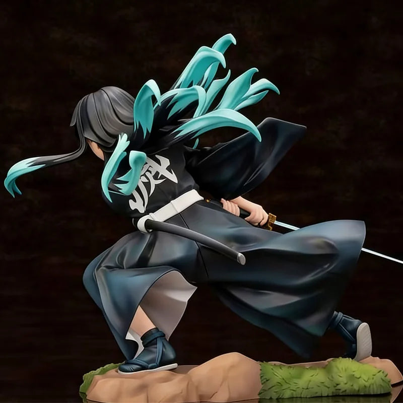 Figura Muichiro Tokito - Demon Slayer | Forma de Batalla Articulada 18cm