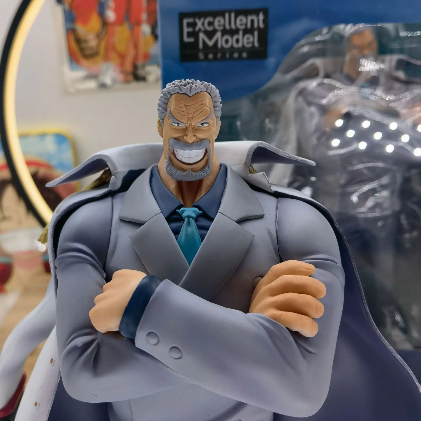 Figura Monkey D. Garp - One Piece | POP 3 Cabezas 26cm
