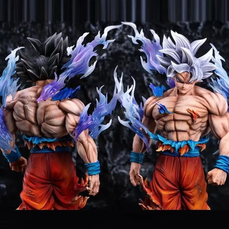 Figura Goku Ultra Instinto - Dragon Ball | Goku en su forma Ultra Instinto con busto intercambiable