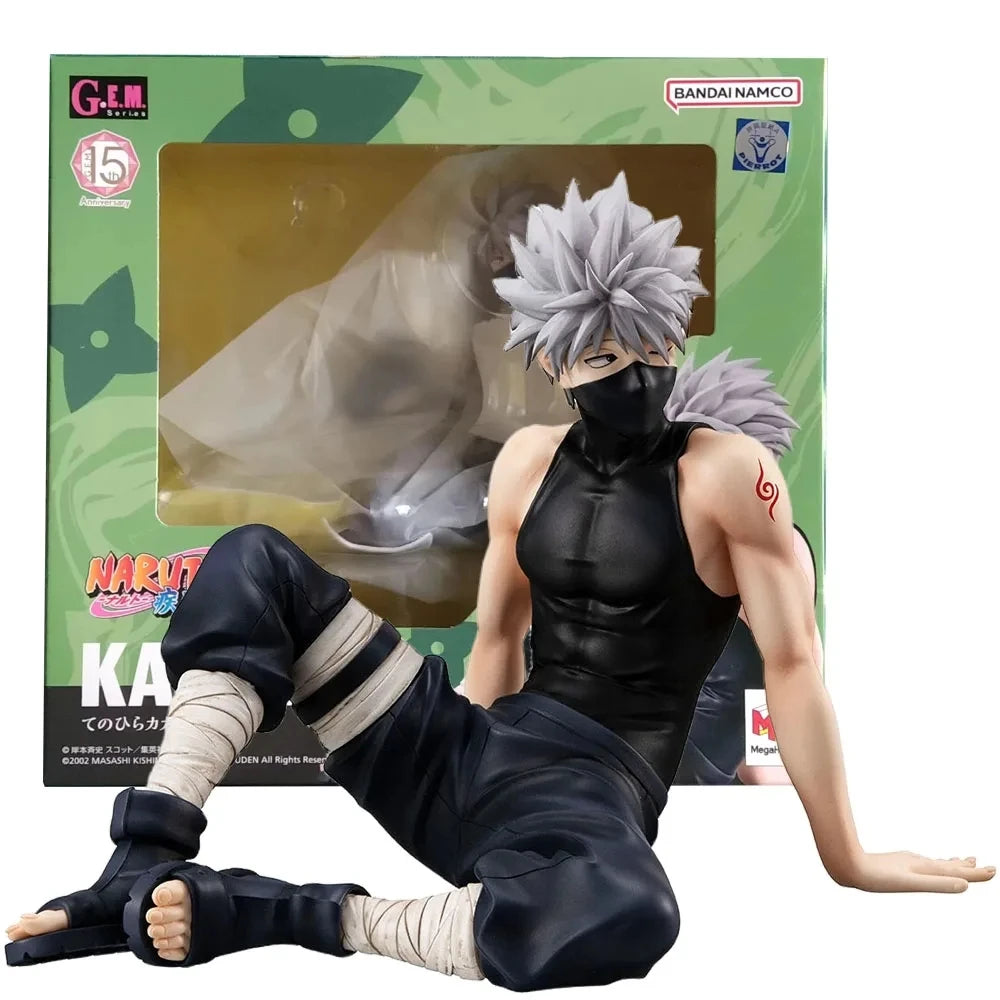 Figura Kakashi Hatake - Naruto Shippuden | Postura Sentada con Estrellas 9cm
