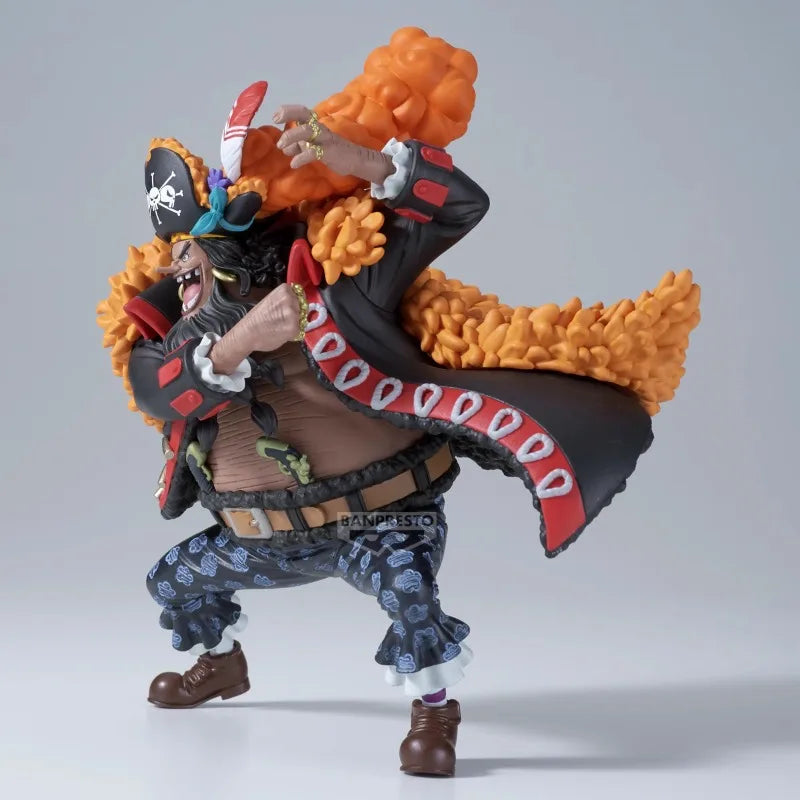 Figura Marshall D. Teach - One Piece | Barbanegra en pose de combate, Battle Record Collection