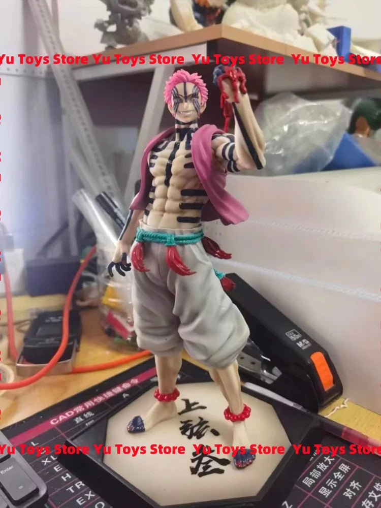 Figura Akaza - Kimetsu no Yaiba | Estatua GK Combate 28cm