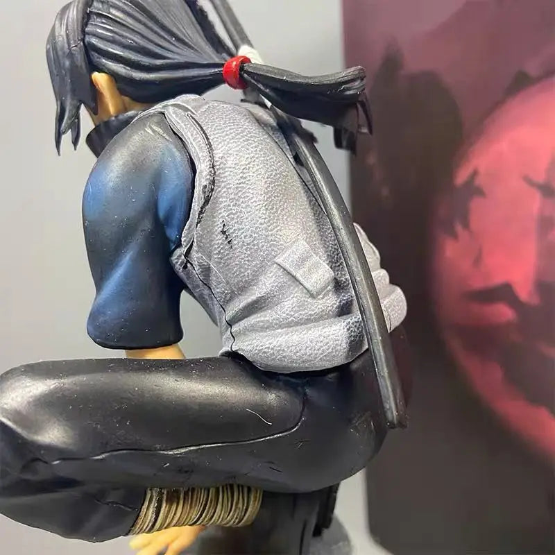 Figura Itachi Uchiha ANBU Tsukuyomi - Naruto | Sharingan Agachado