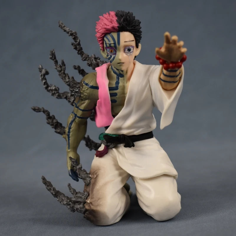 Figura Akaza Hakuji Transformación - Demon Slayer | Dualidad Humano Demonio 13cm