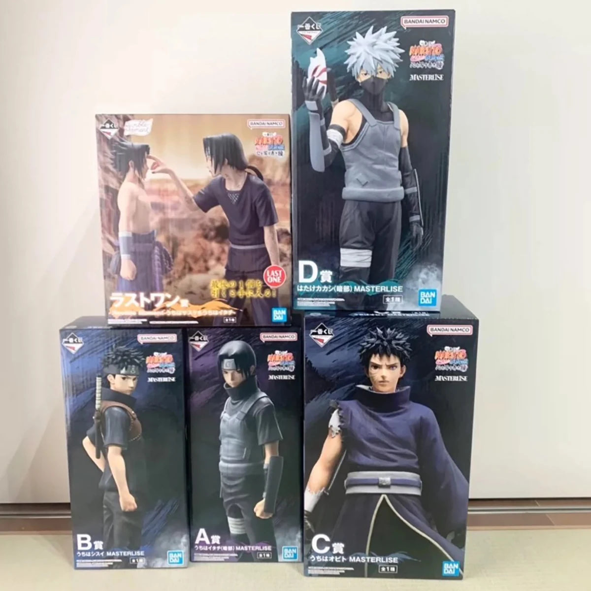 Figura Uchiha Itachi y Sasuke - Naruto Shippuden | Ichiban Kuji Masterlise
