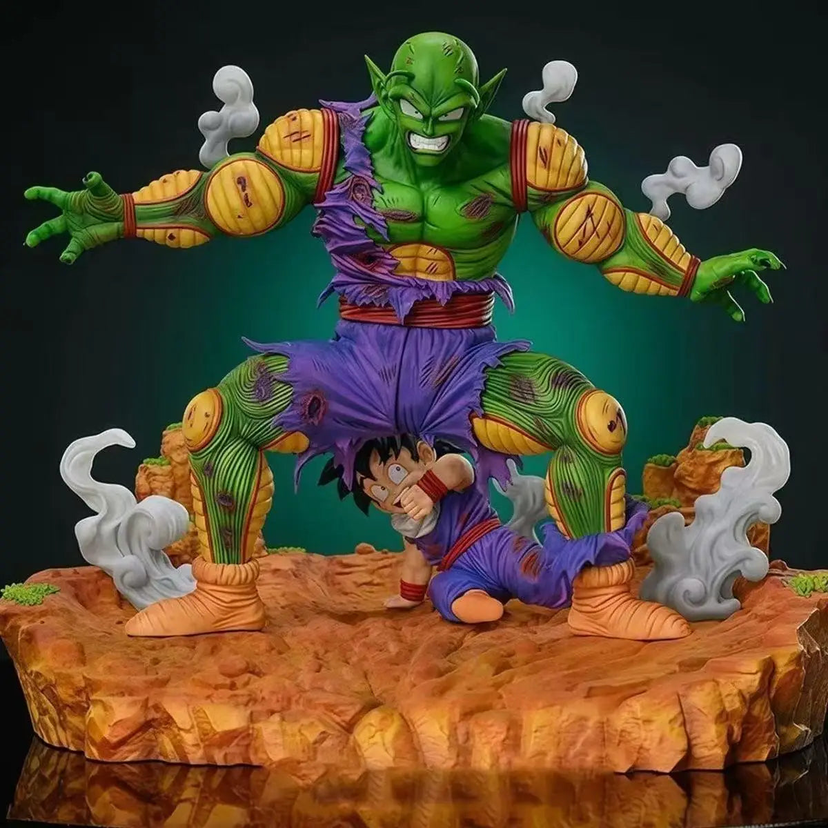 Figura Piccolo protegiendo a Gohan - Dragon Ball Z | GK 28cm