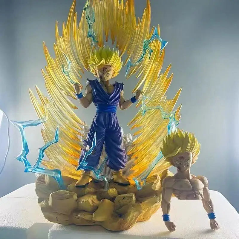 Figura Son Gohan Super Saiyan 2 (cabezas intercambiables, base LED) - Dragon Ball Z | JT Studio 35cm