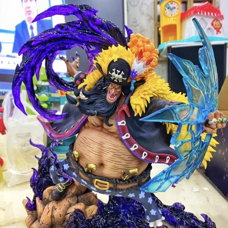 Figura Marshall D. Teach (Barbanegra) - One Piece | Estatua GK