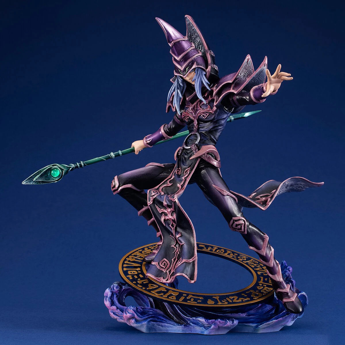 Figura Mago Oscuro - Yu-Gi-Oh! | MegaHouse 23cm