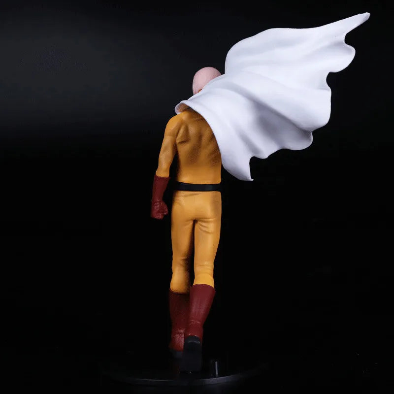 Figura Saitama - One Punch Man | Version Capa de Pie 20cm