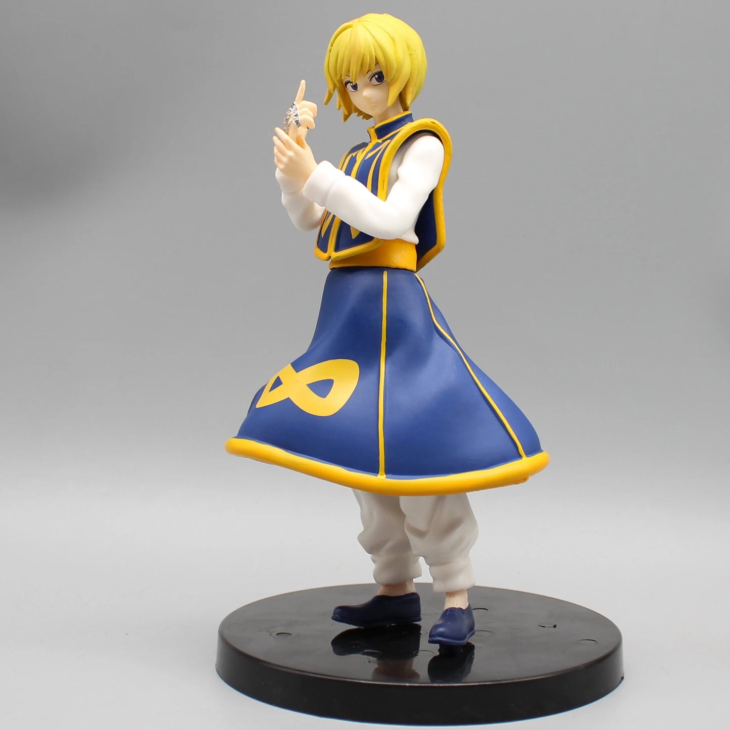 Figura Kurapika - Hunter x Hunter | Cadenas del Juicio 18cm