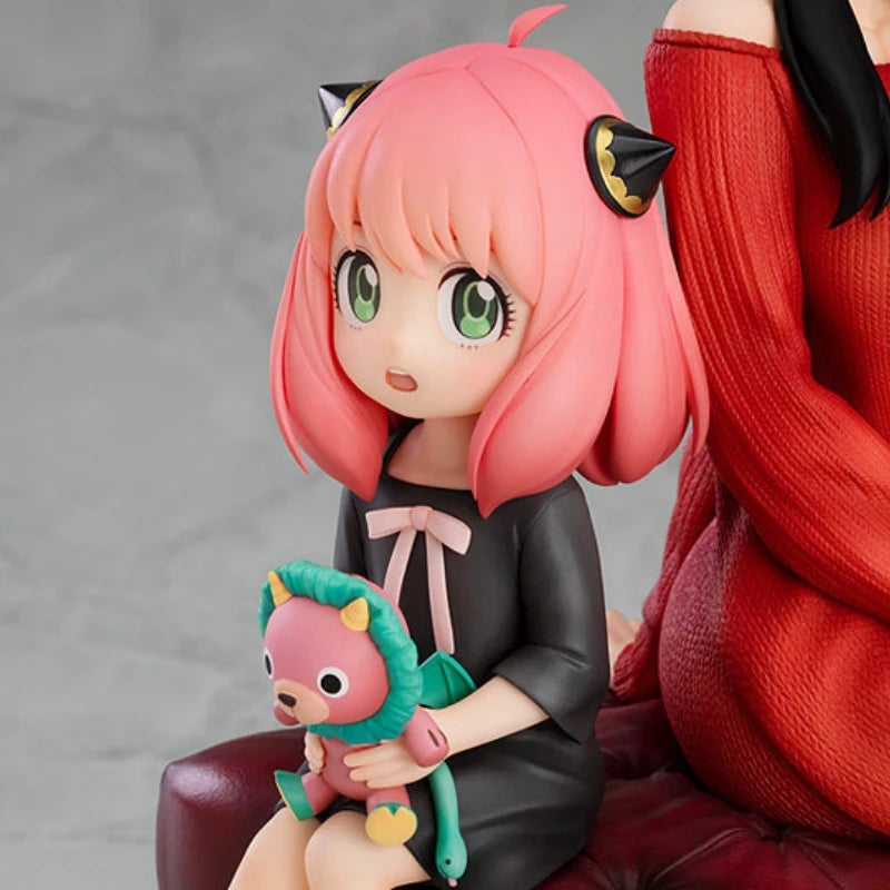 Figuras Anya y Yor Forger - Spy x Family | En el sofá 15cm