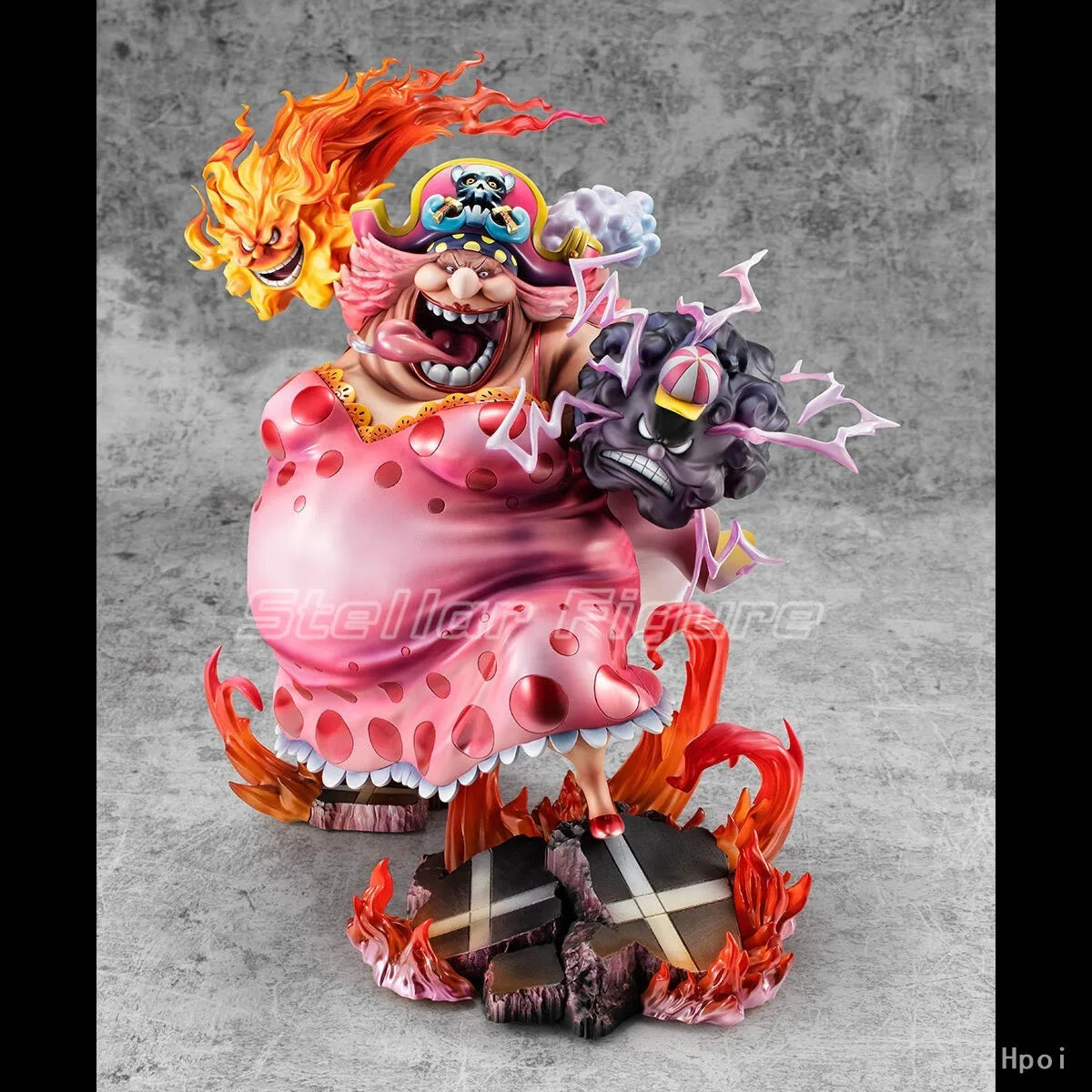 Figura Charlotte Linlin (Big Mom) - One Piece | MegaHouse Portrait.Of.Pirates