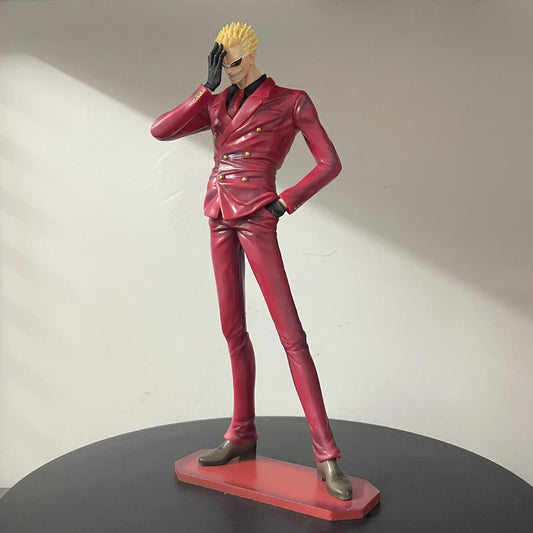 Figura Donquixote Doflamingo - One Piece | Traje Rojo Elegante GK