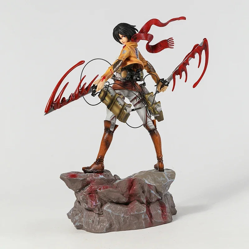 Figuras Levi y Mikasa - Attack on Titan | Versión Batalla 31-36cm