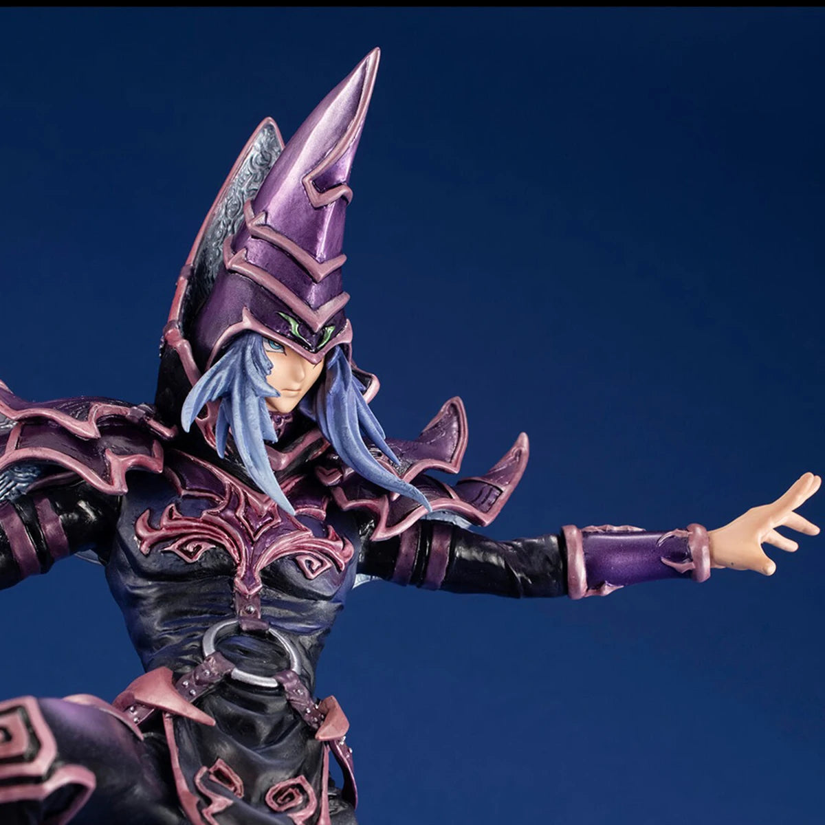 Figura Mago Oscuro - Yu-Gi-Oh! | MegaHouse 23cm