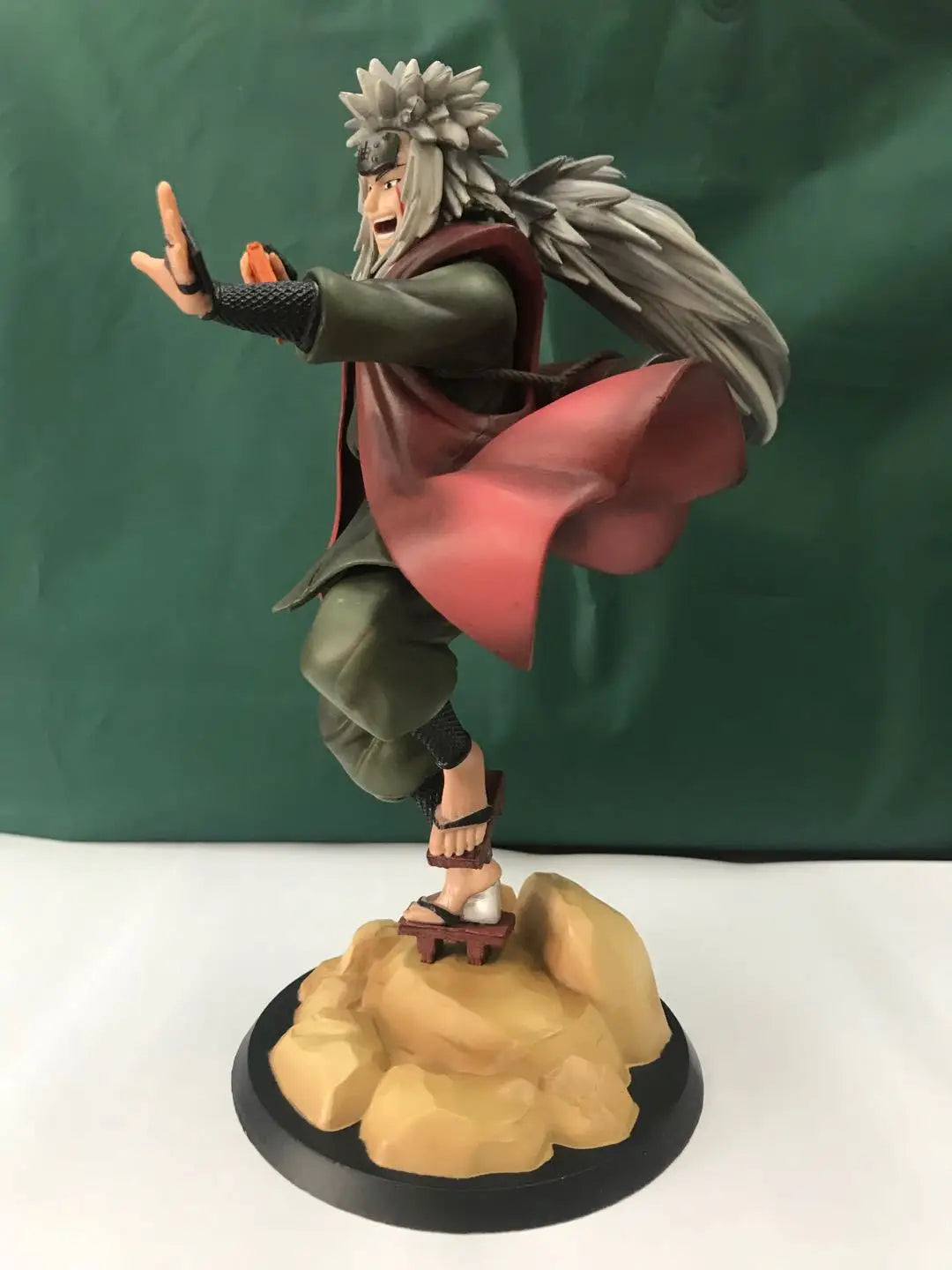 Figura Jiraiya - Naruto Shippuden | Sabio Sapo Ermitano 23cm