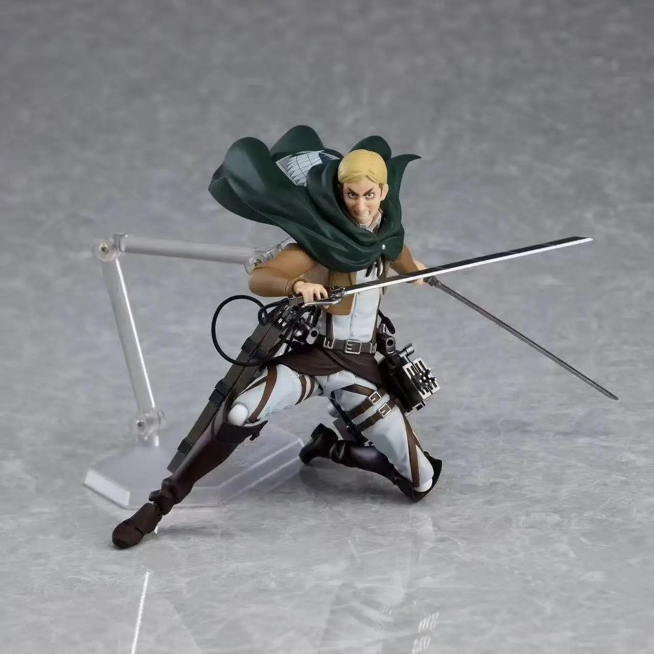 Figura Erwin Smith - Attack on Titan | Figma 446 Articulada