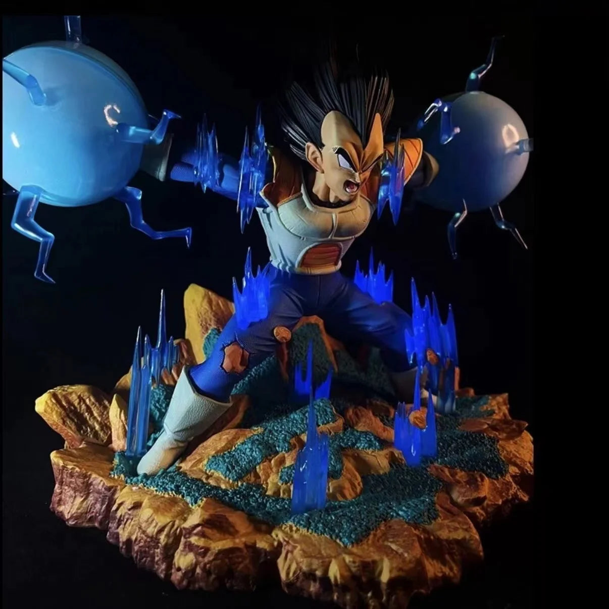 Figura Vegeta - Dragon Ball Z | Esferas de Energía Diorama 22cm