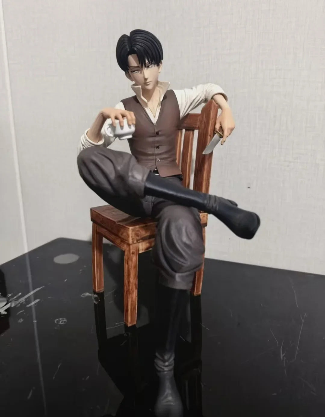 Figura Levi Ackerman - Attack on Titan | Levi Ackerman, el soldado más fuerte de la humanidad 19cm