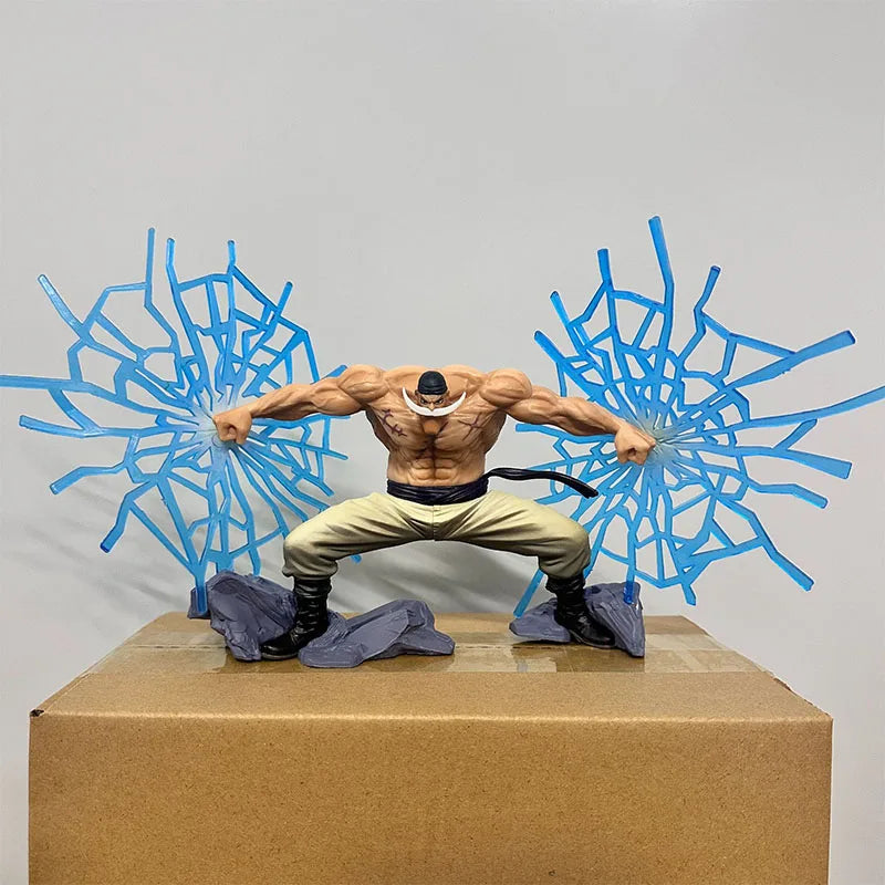 Figura Edward Newgate Barbablanca - One Piece | El Hombre Más Fuerte