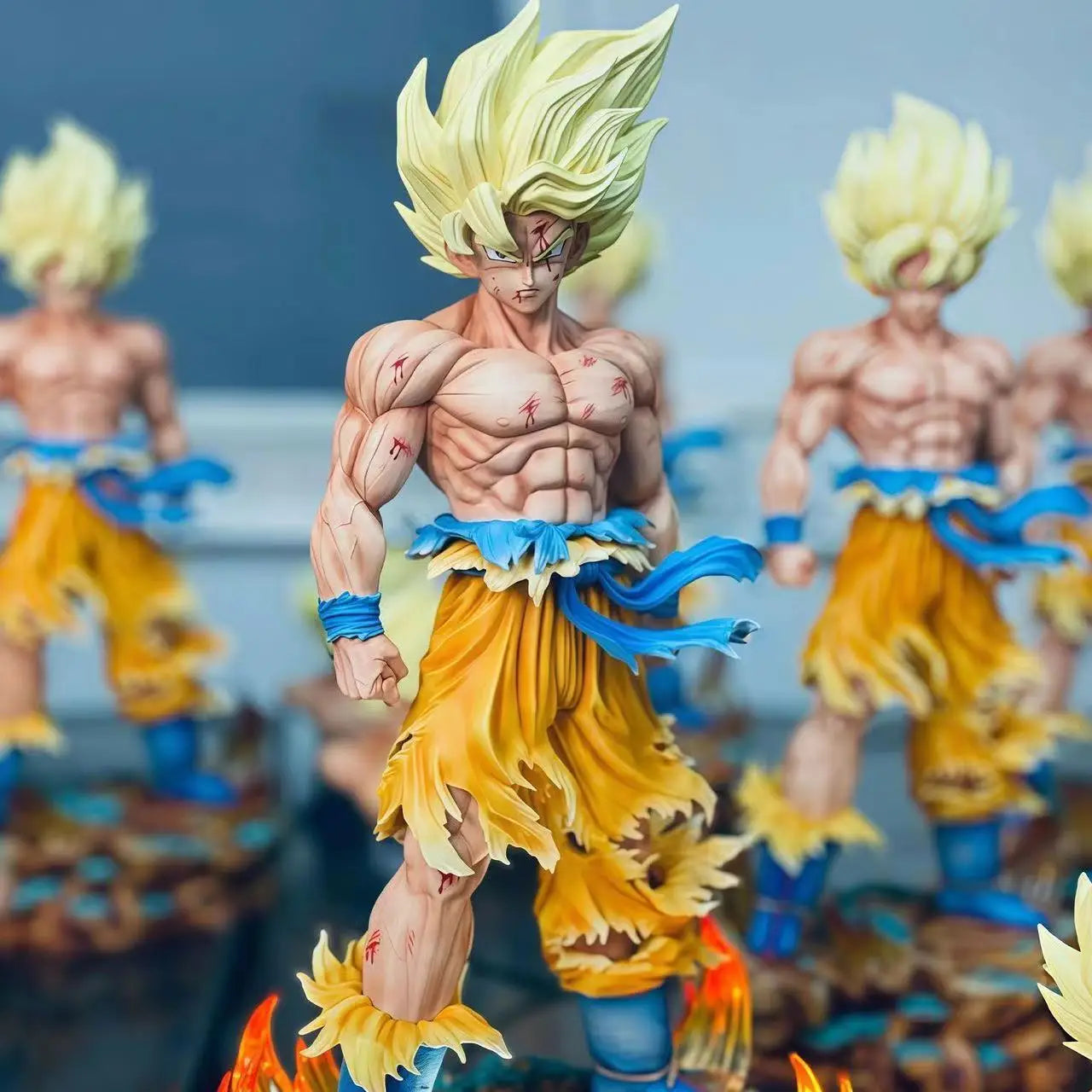 Figura Son Goku Super Saiyan - Dragon Ball Z | Base LED Intercambiable