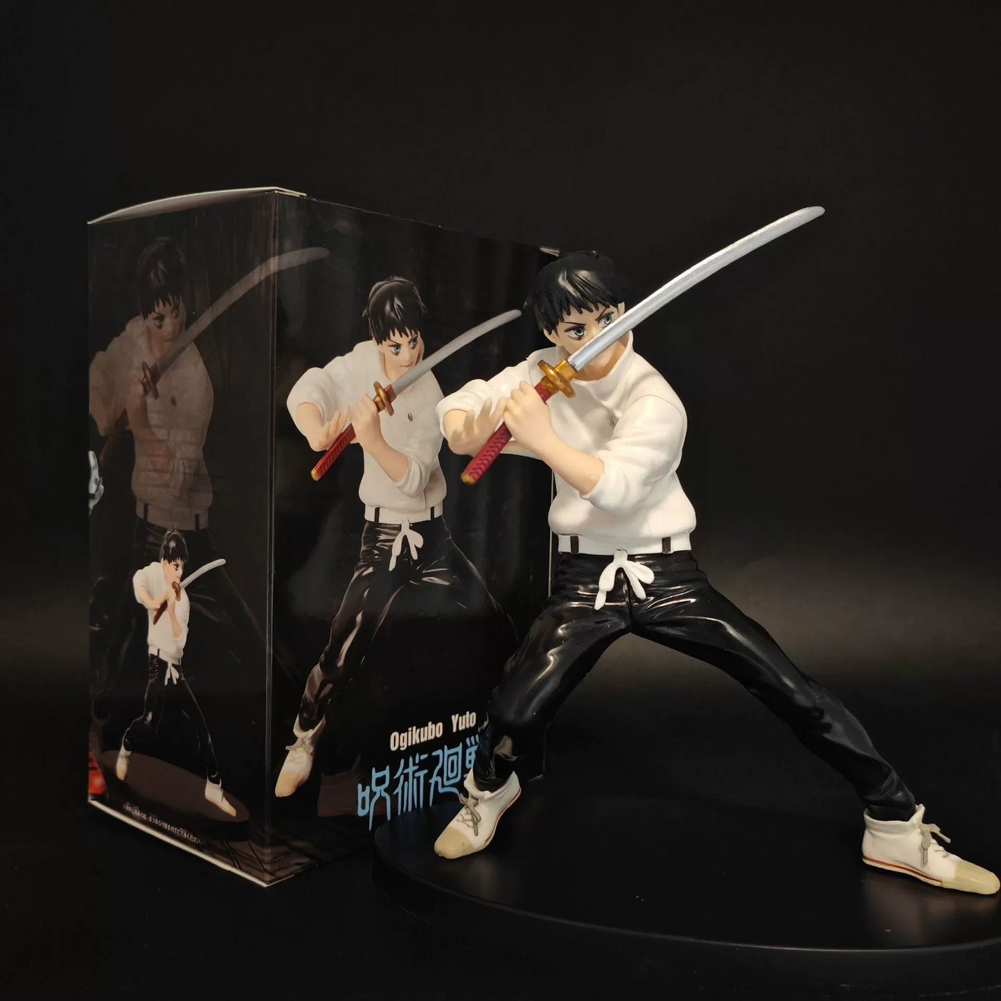 Figura Yuji Itadori o Yuta Okkotsu - Jujutsu Kaisen | 16cm