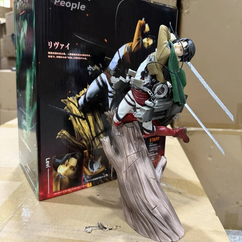 Figura Levi Ackerman - Attack on Titan | Levi Ackerman en pose de batalla con equipo de maniobras
