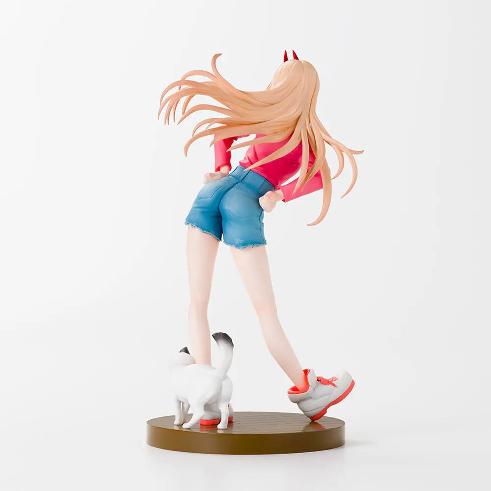 Figura de hombre motosierra de Anime de 15CM, posición sentada de potencia, modelo de Anime, juguetes, colección de regalos, adornos de decoración de PVC