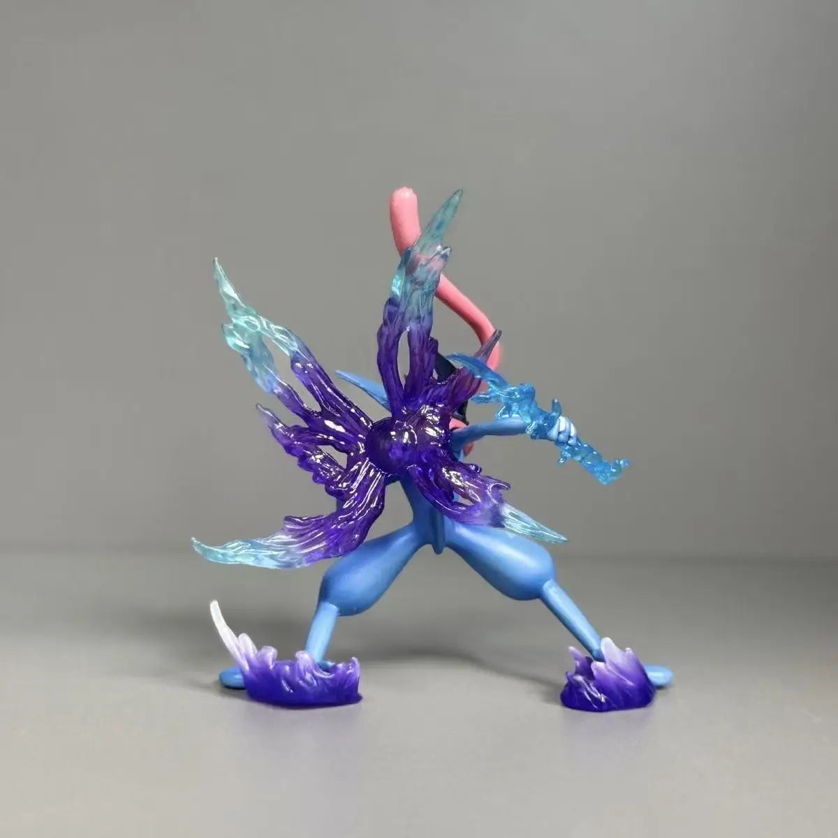 Figura Greninja - Pokémon | PVC 12cm
