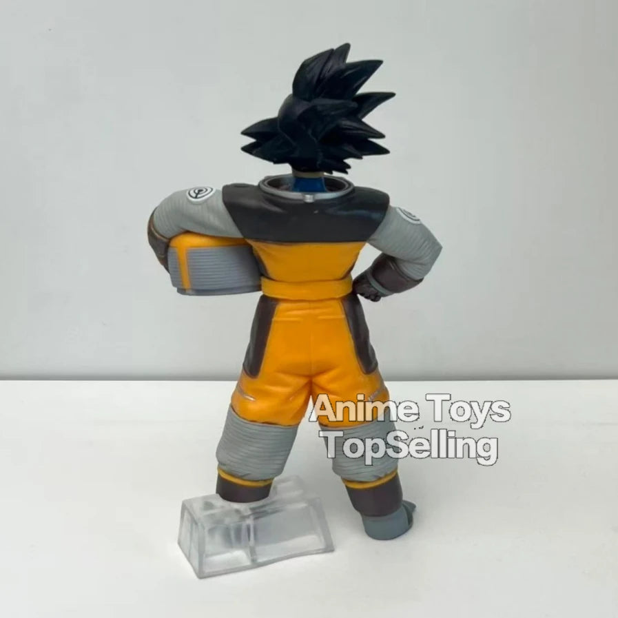 Figura Goku Traje Espacial - Dragon Ball Z | PVC 22cm