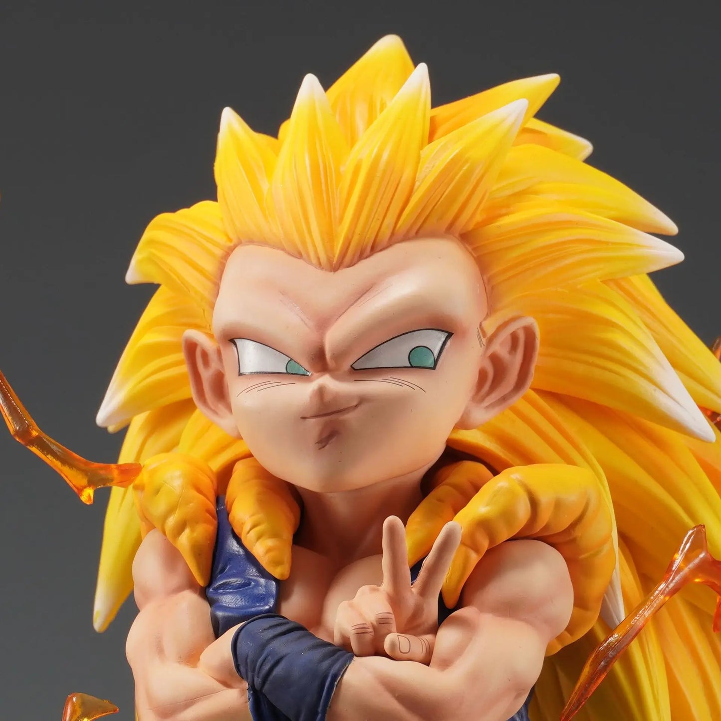 Figura Gotenks SSJ 24cm - Dragon Ball Z | Escuadrón Fantasma Kamikaze